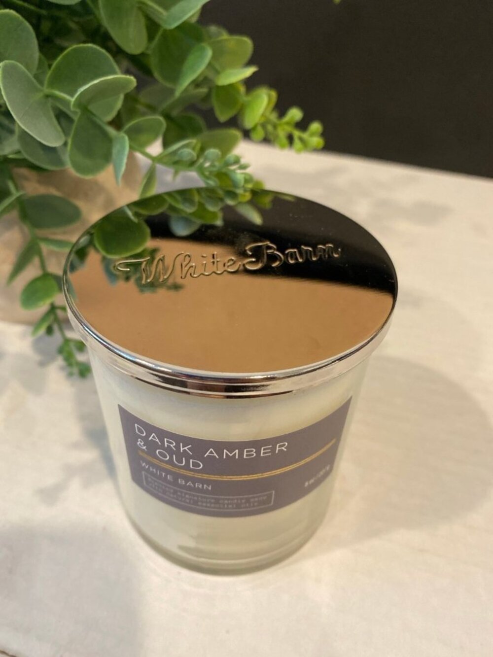 “Dark Amber & Oud” White Barn BBW Signature Single Wick Candle - Picture 4 of 6